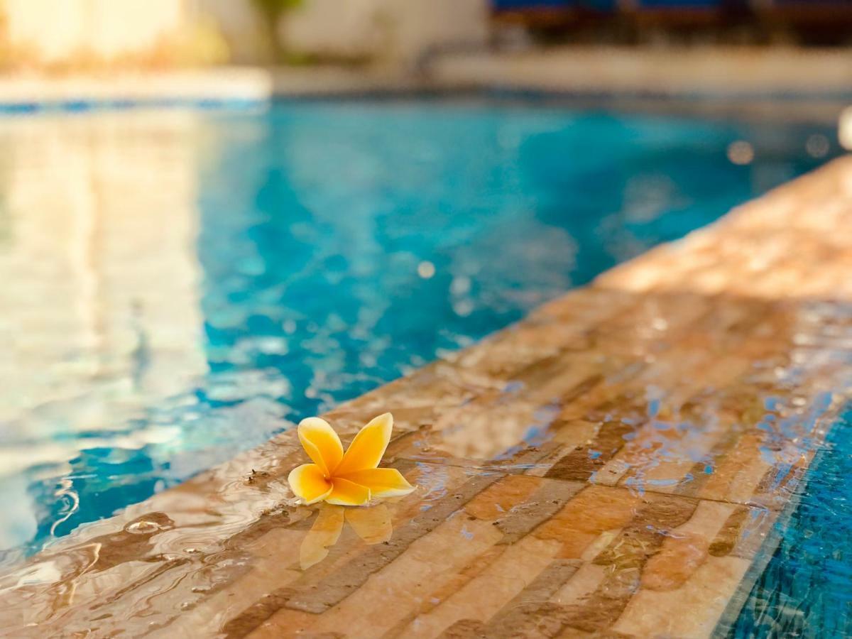 Hotel Familytel Bali Kuta Selatan Zewnętrze zdjęcie